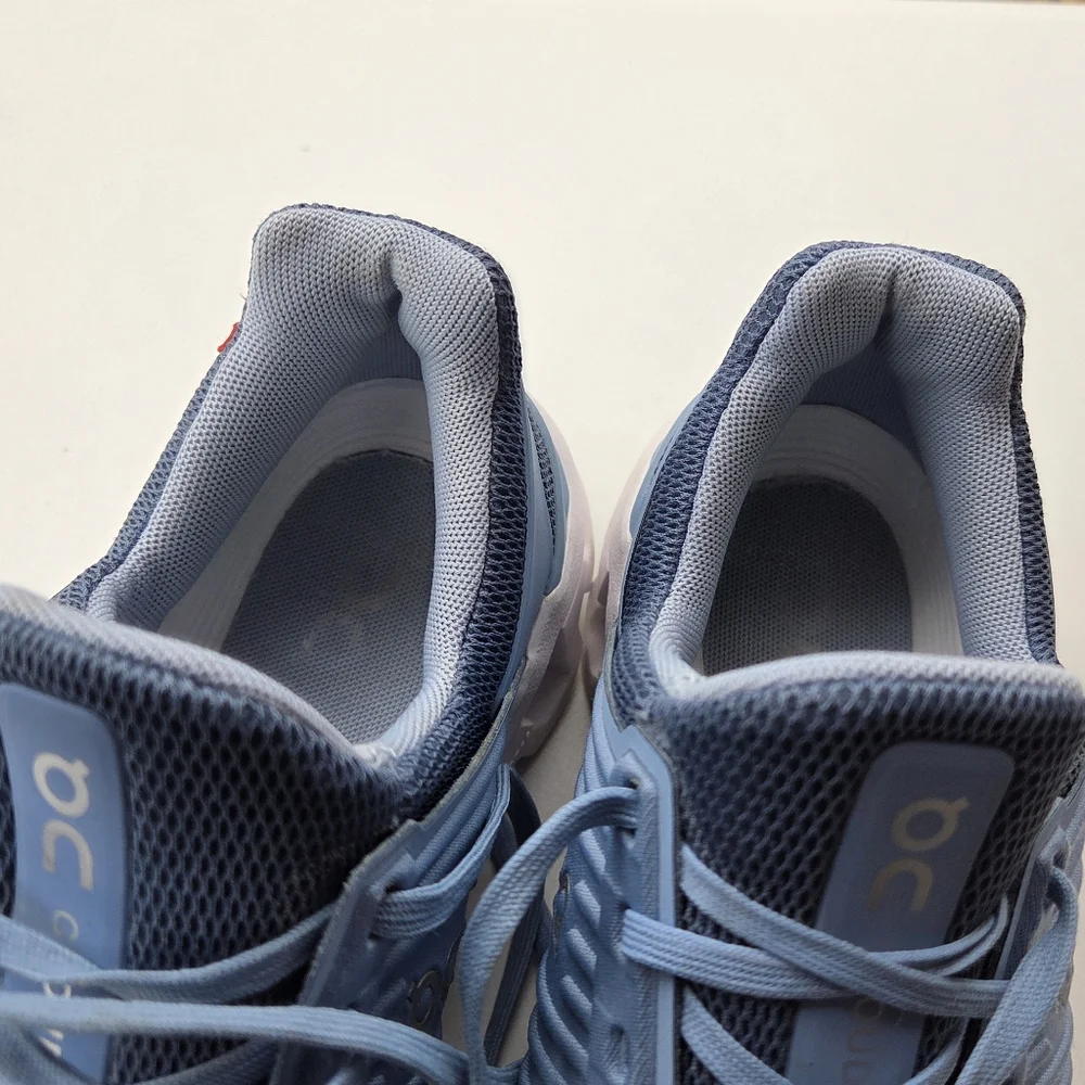 On Cloudswift running shoes Lake Sky Size 8.5 - Picture 5 of 9